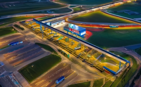 成都西部進(jìn)口葡萄酒集結(jié)中心鐵路港綜合保稅區(qū)